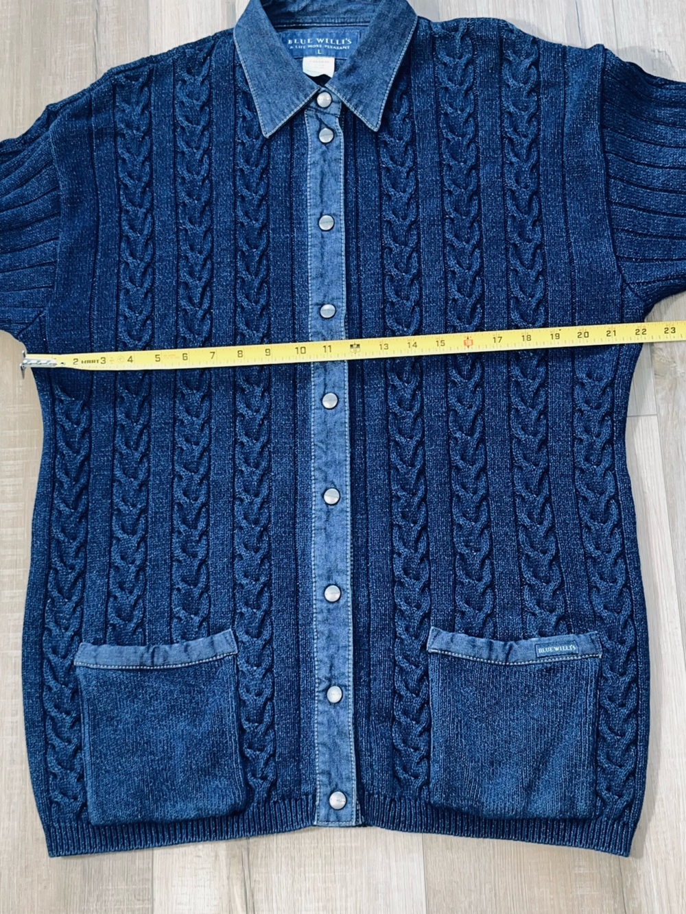Blue Willi’s Women’s Cable Stitch Denim Trim Snap Front Cardigan Sweater Size L - Picture 4 of 6